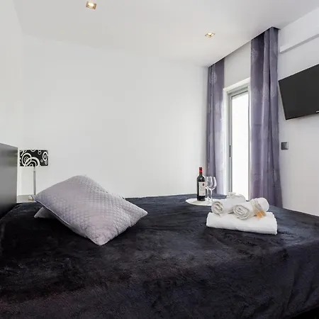 Squash Rocha Apartamento *